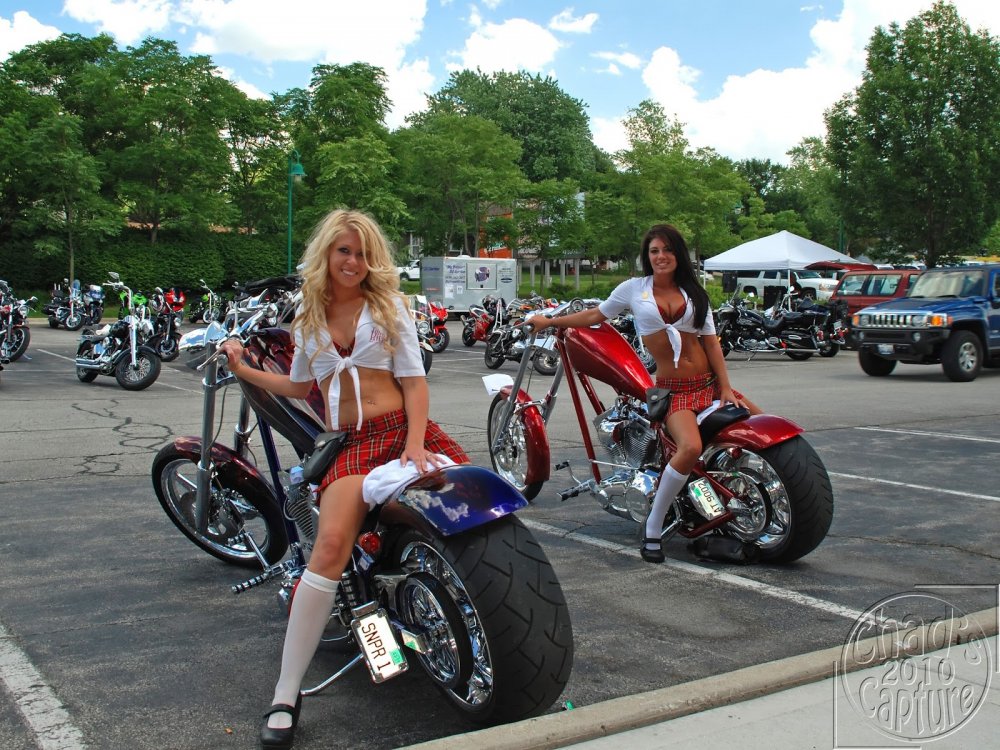 custom choppers and girls (2).jpg