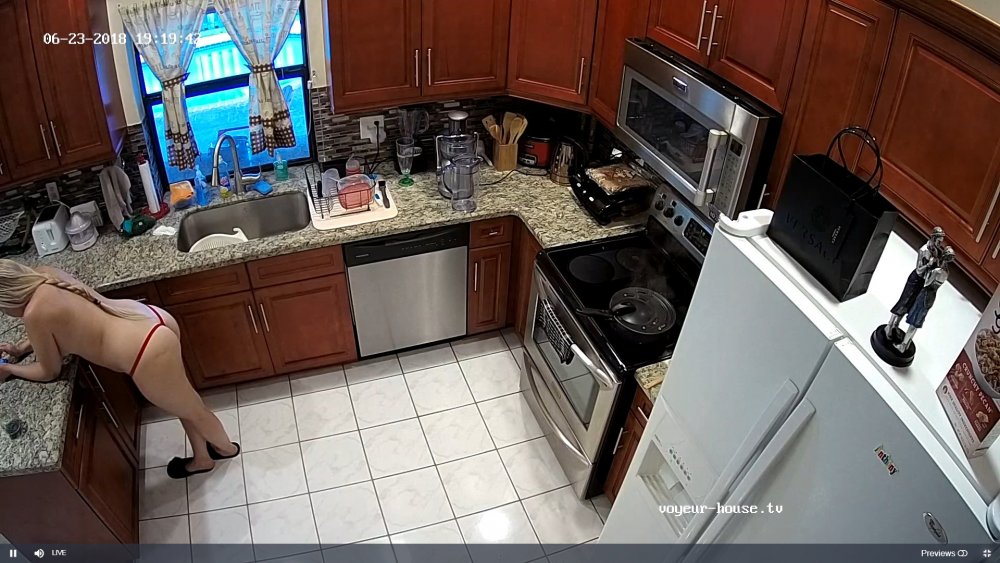 bandicam 2018-06-24 00-19-52-489.jpg