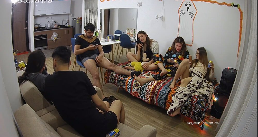 bandicam 2020-10-11 00-14-24-666.jpg