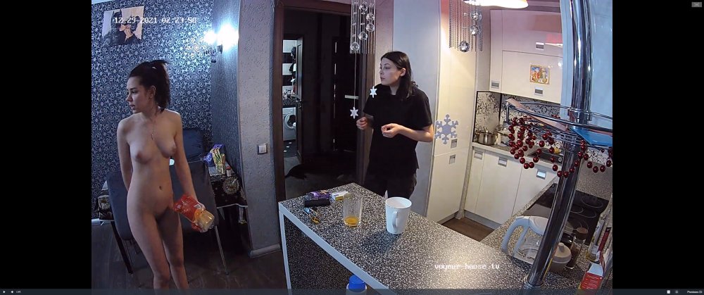 bandicam 2021-12-28 23-24-40-040.jpg