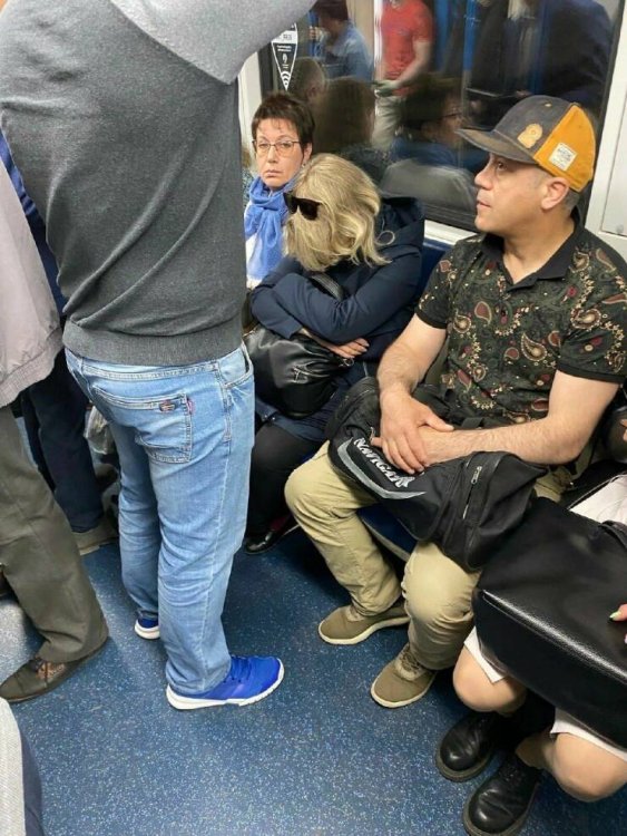 PICTURE FUNNY 2303.jpg