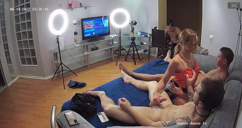 bandicam 2022-08-15 03-47-56-263.jpg