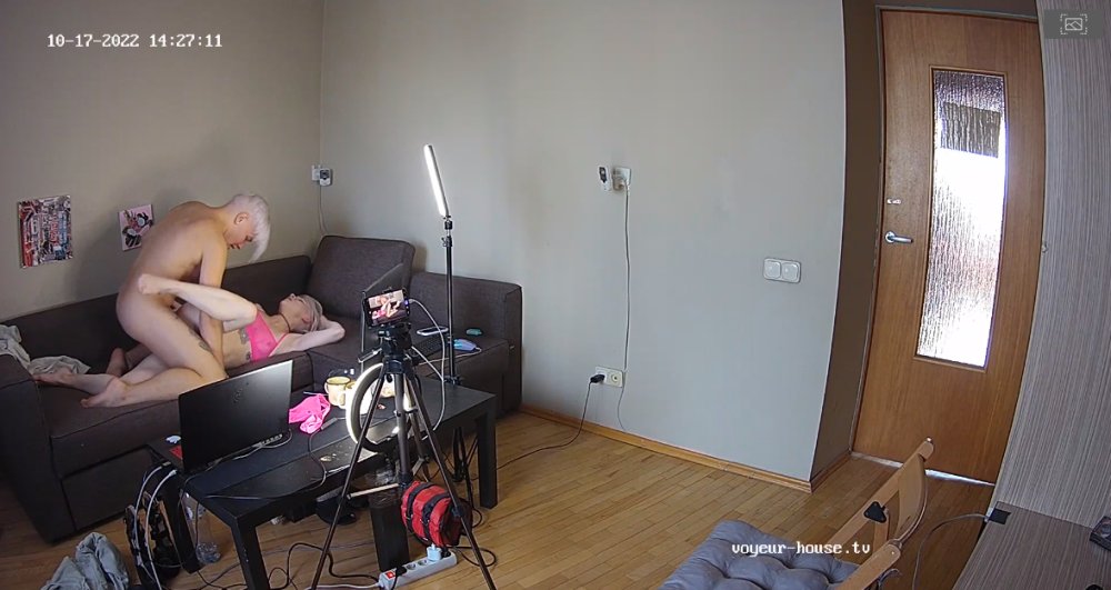 bandicam 2022-10-18 01-50-43-087.jpg