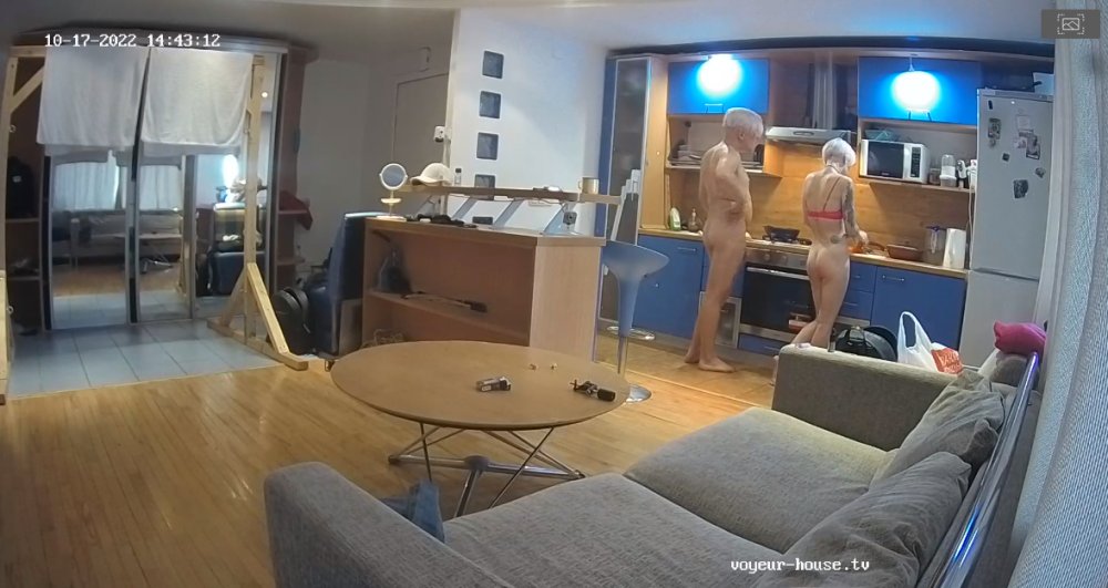 bandicam 2022-10-18 01-52-26-442.jpg