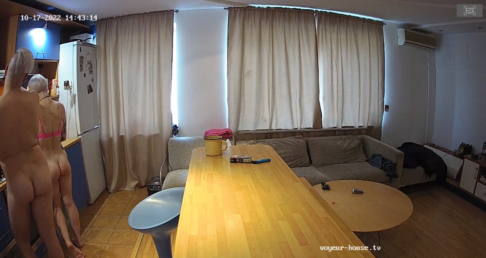 bandicam 2022-10-18 01-52-44-505.jpg