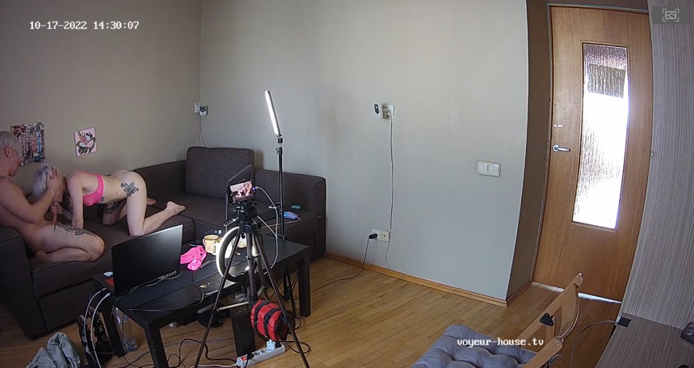 bandicam 2022-10-18 01-50-57-736.jpg