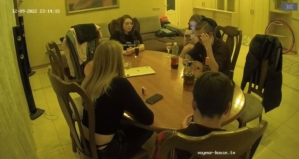 bandicam 2022-12-10 15-03-40-618.jpg