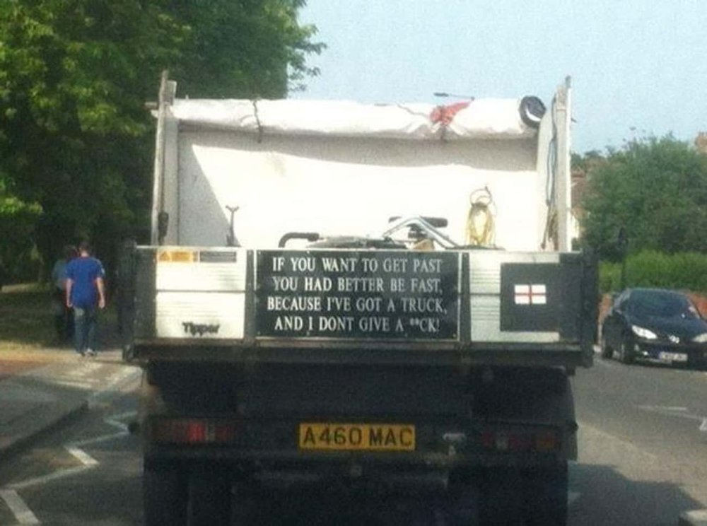 PICTURE FUNNY 2327.jpg