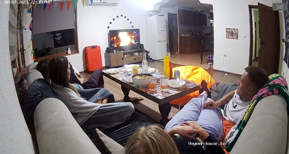 bandicam 2023-10-08 00-13-33-347.jpg