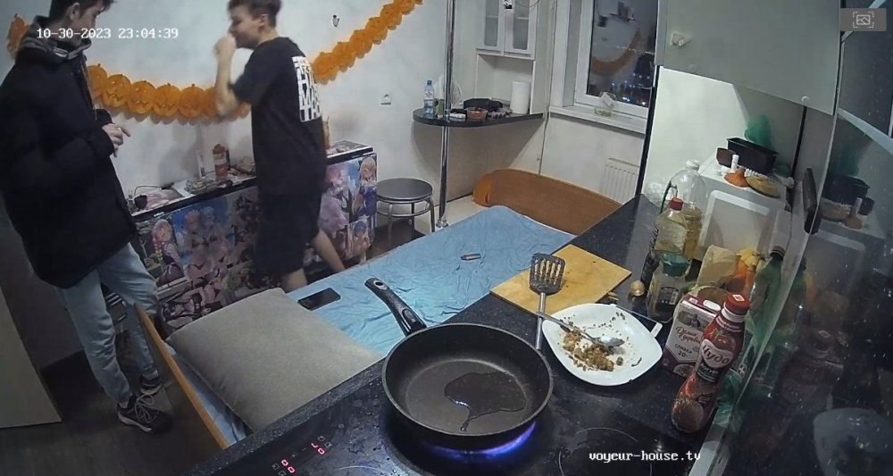 bandicam 2023-10-31 03-33-19-556.jpg