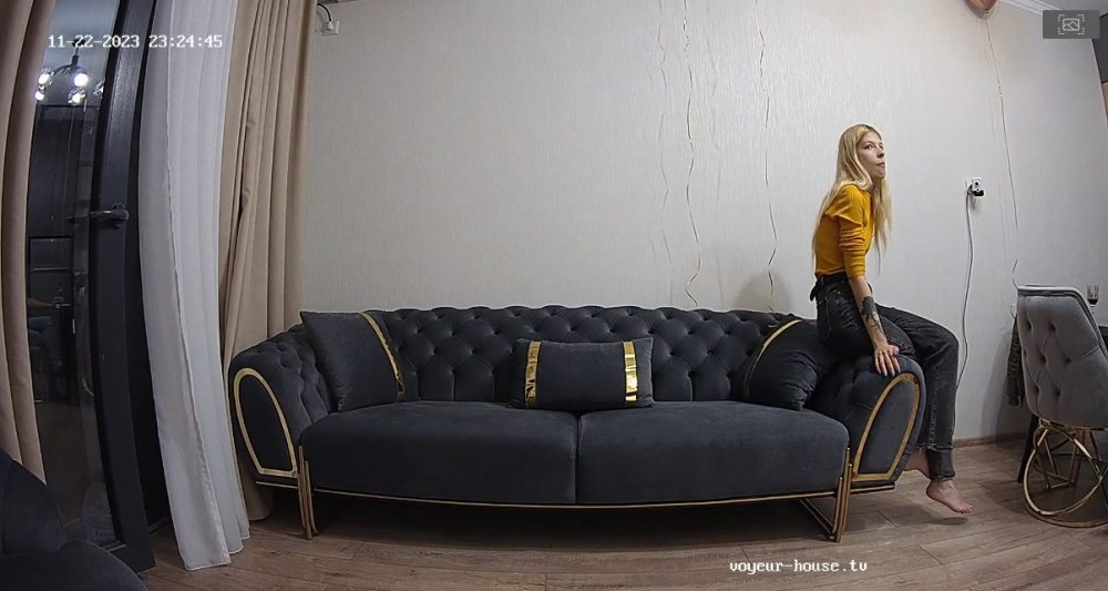 bandicam 2023-11-23 01-41-46-131.jpg