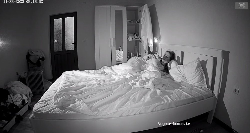 bandicam 2023-11-25 01-29-37-701.jpg