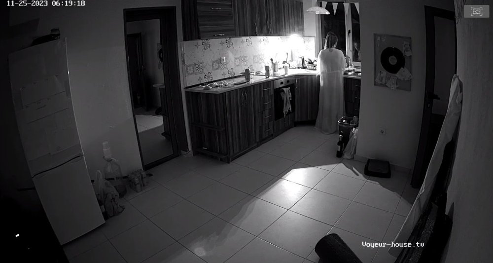 bandicam 2023-11-25 01-34-30-994.jpg