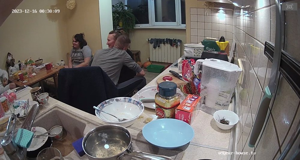 bandicam 2023-12-16 00-33-19-249.jpg