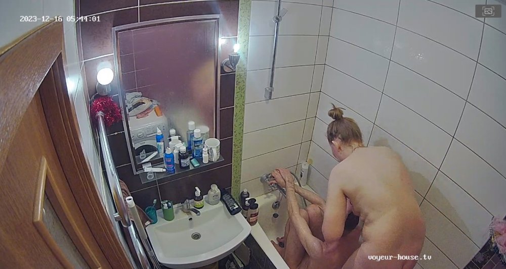 bandicam 2023-12-16 00-40-25-688.jpg