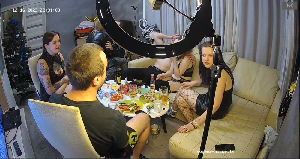 bandicam 2023-12-17 02-59-11-386.jpg