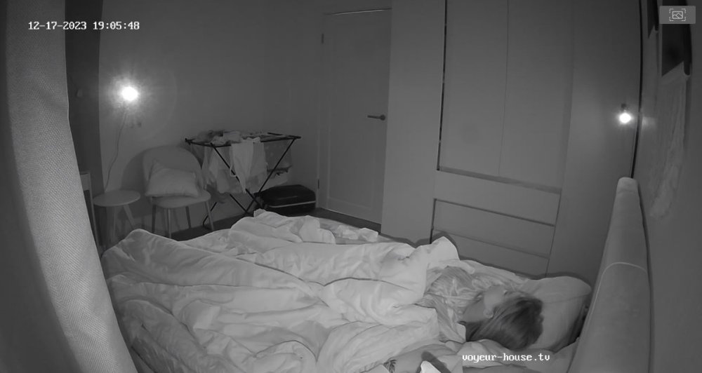 bandicam 2023-12-18 00-45-49-856.jpg