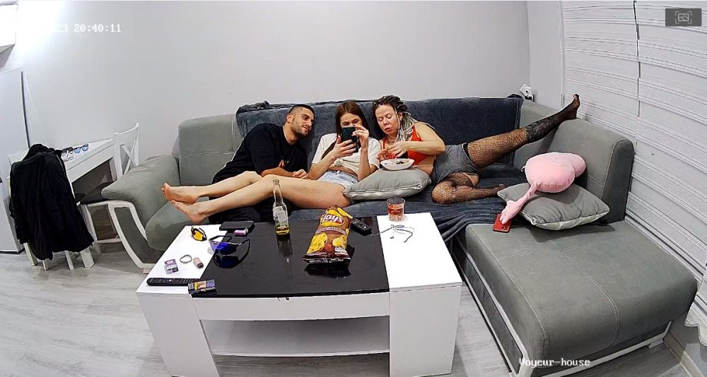 bandicam 2023-12-25 02-09-21-418.jpg