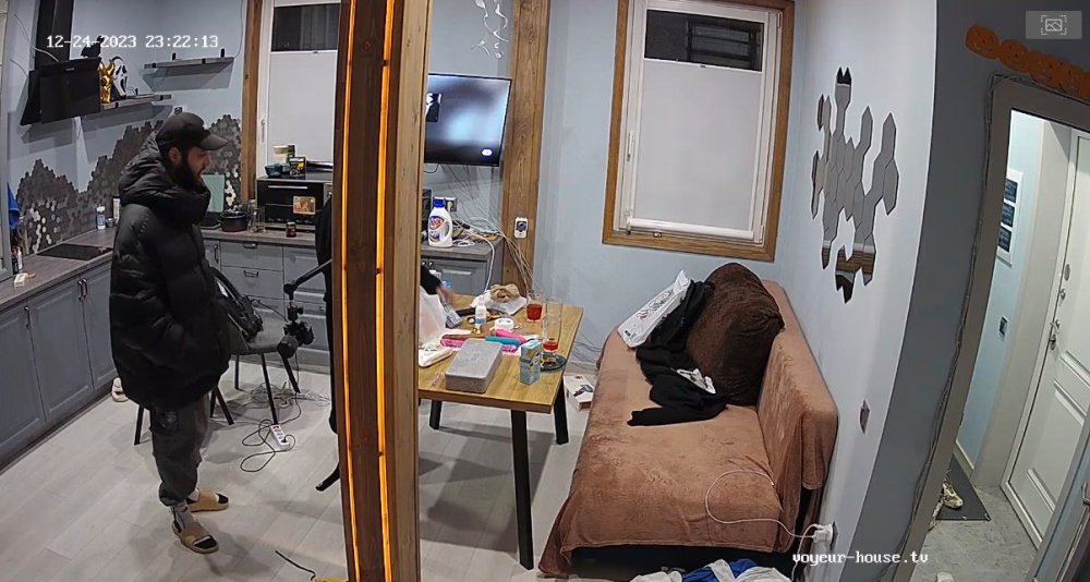 bandicam 2023-12-25 09-39-39-304.jpg