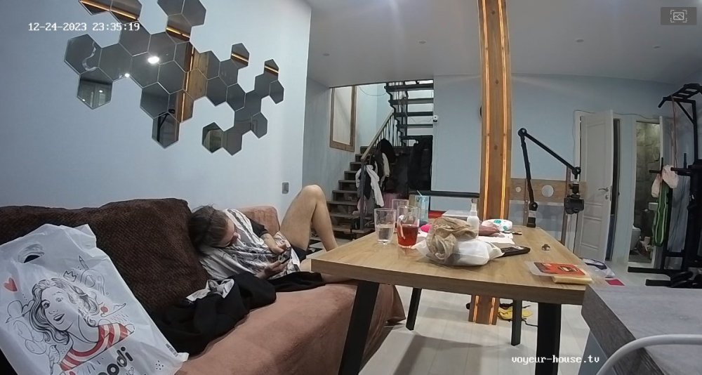 bandicam 2023-12-25 09-41-32-507.jpg