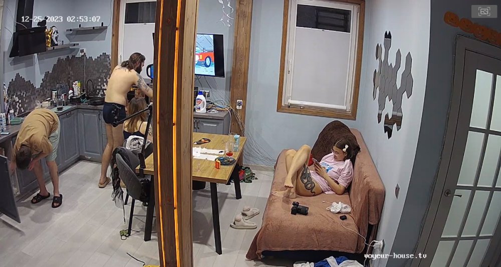 bandicam 2023-12-25 09-53-46-647.jpg