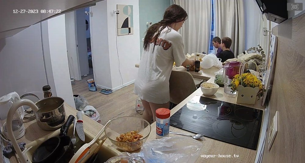 bandicam 2023-12-27 03-25-59-220.jpg