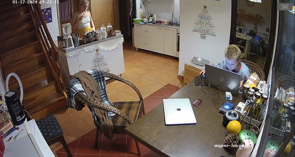 bandicam 2024-01-18 00-23-58-446.jpg