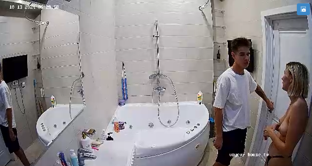 bandicam 2024-10-13 01-03-28-009.png