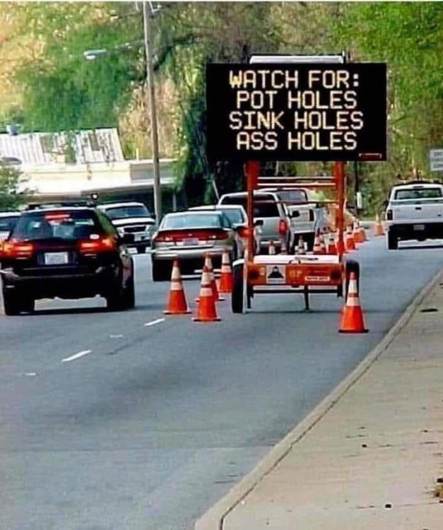 FUNNY SIGNS 01.jpg
